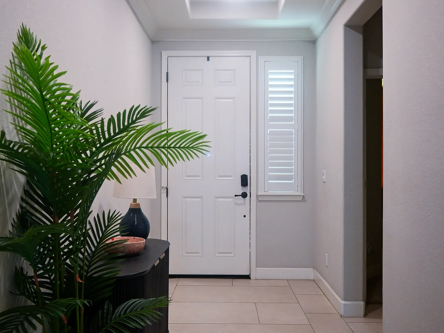 3 bed, 1662 sqft, $4,200 — Photo 3