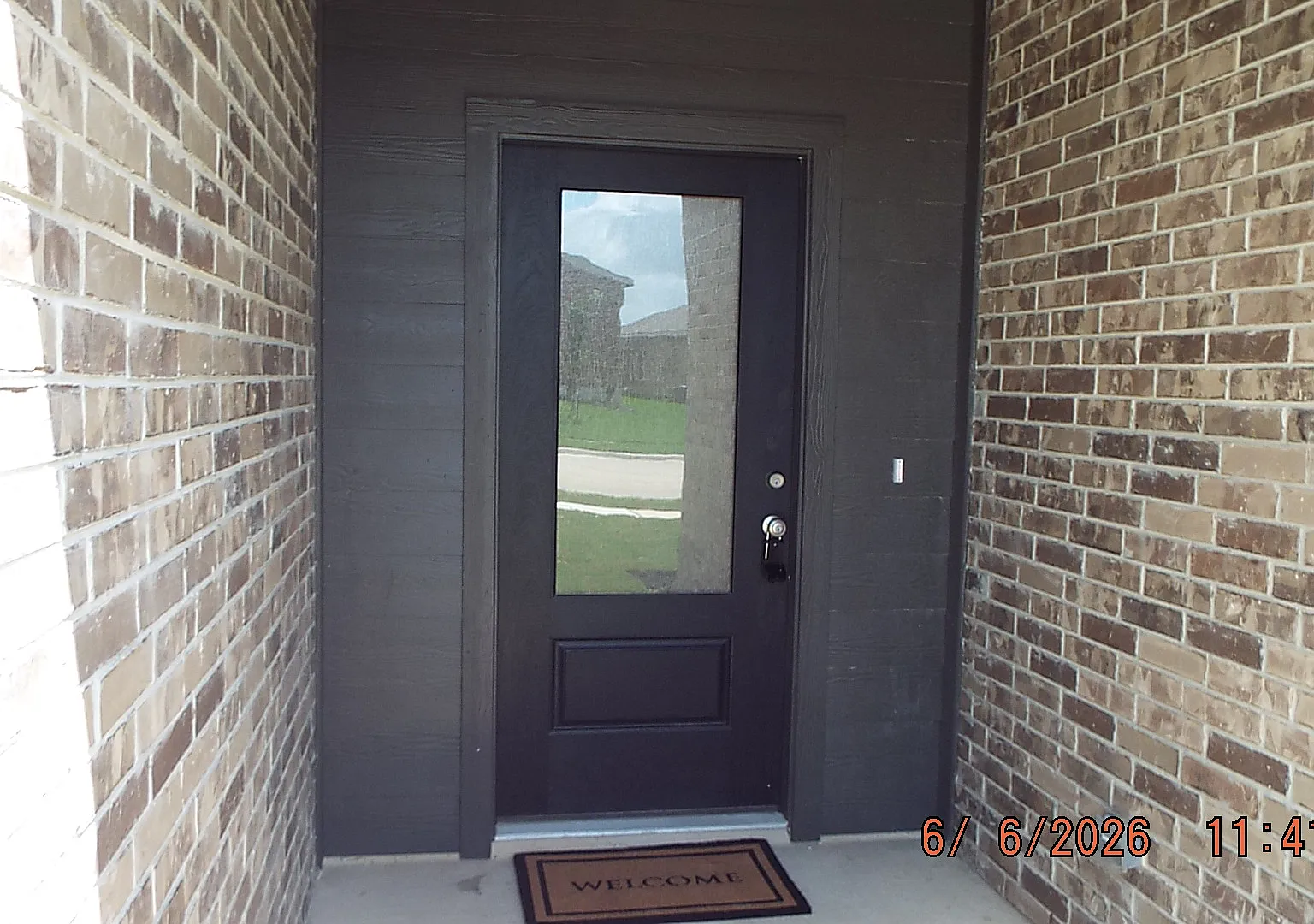 4 bed, 2142 sqft, $1,995 — Photo 3