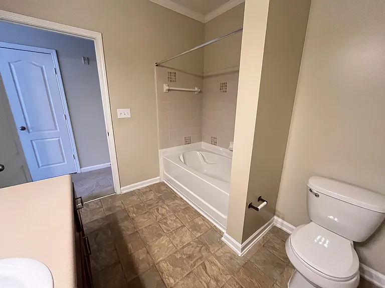 Wesley Kensington Apartments at Stonecrest — Photo 455