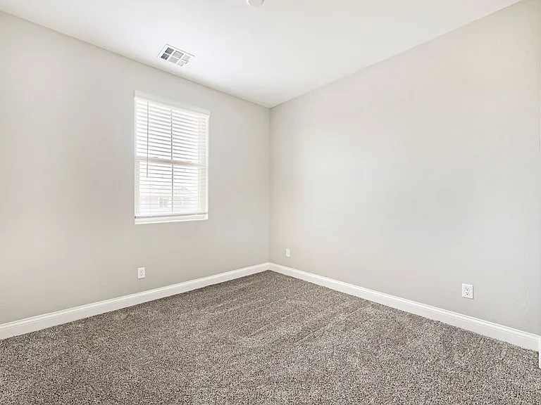164 Pace Ave — Photo 14