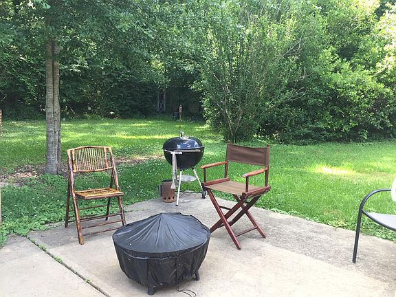 Landscaped bsckyard with patio
