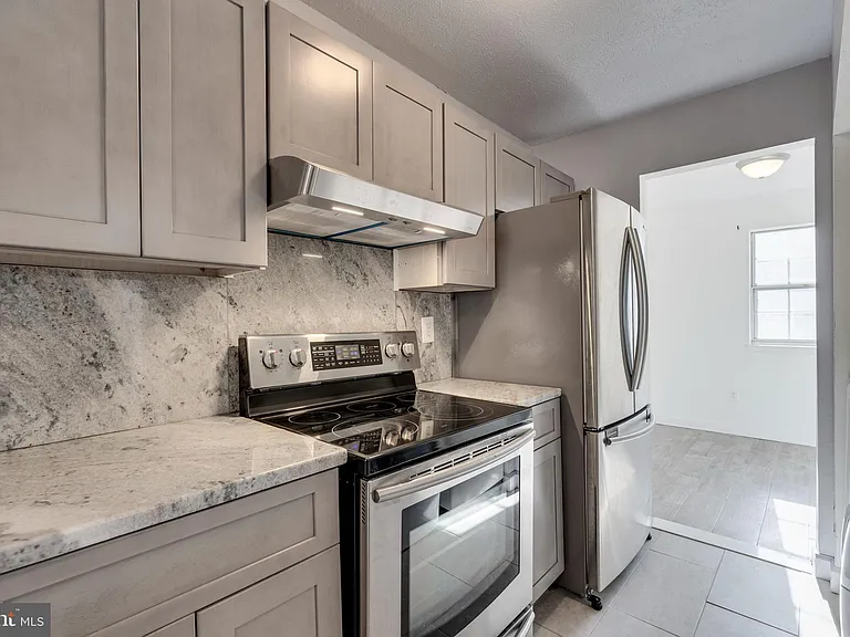 1015 Copperfield Ct — Photo 10