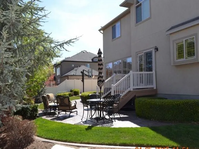 11093 S Alta Crest Dr — Photo 18