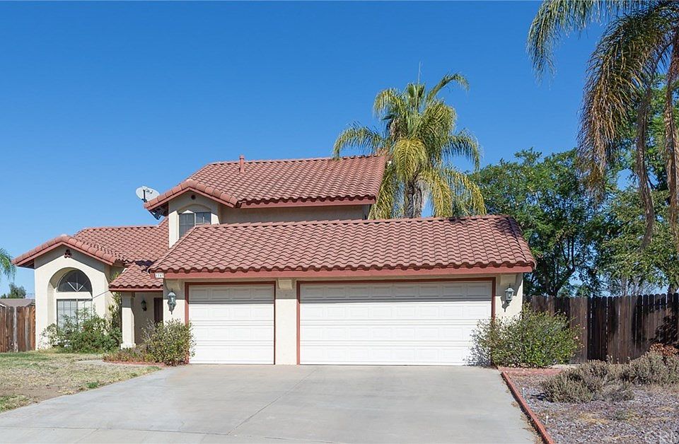 2nd image of 1743 Healy Pl