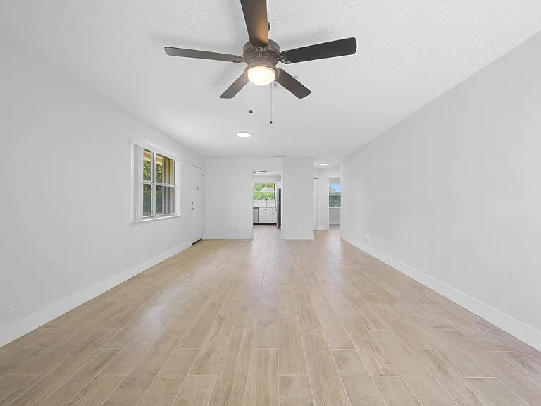 6371 Boca Cir — Photo 10