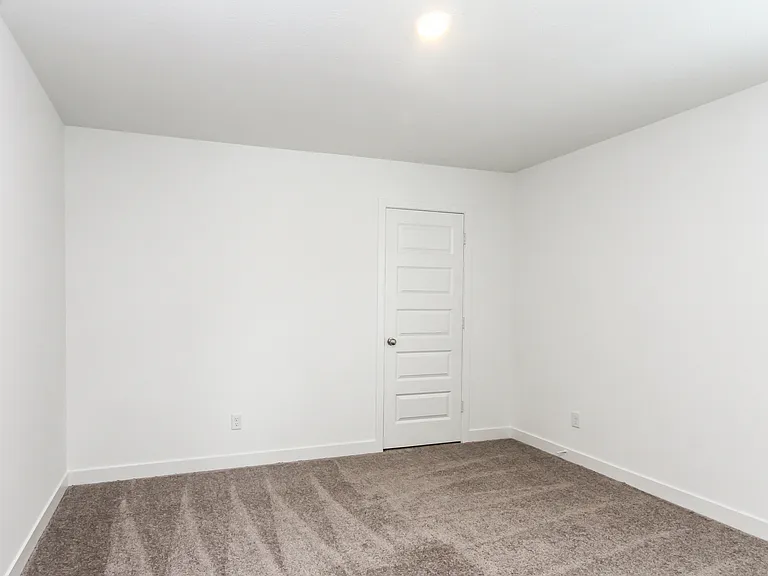 8813 Georgina St — Photo 10