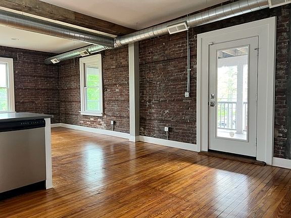 4th image of 1900 N 2nd St APT 2