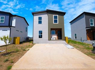 890 Boardwalk Ave, Centerton, AR 72719