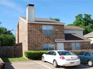134 Country Bend Dr, Duncanville, TX 75137