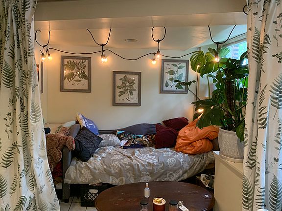 3rd image of 6443 N Bosworth Ave APT G