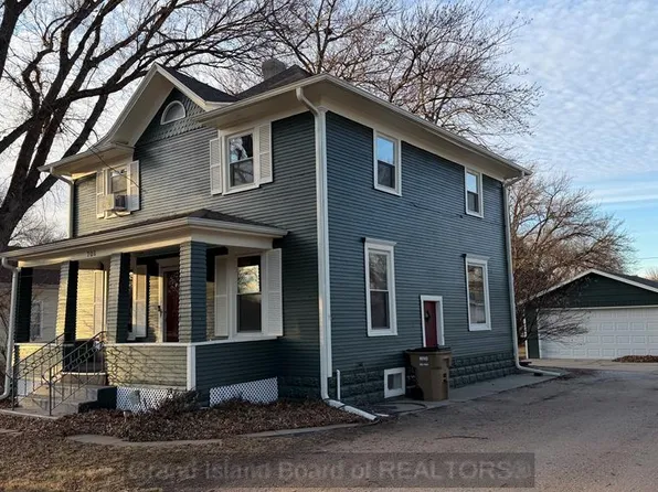 709 N St, Aurora, NE 68818
