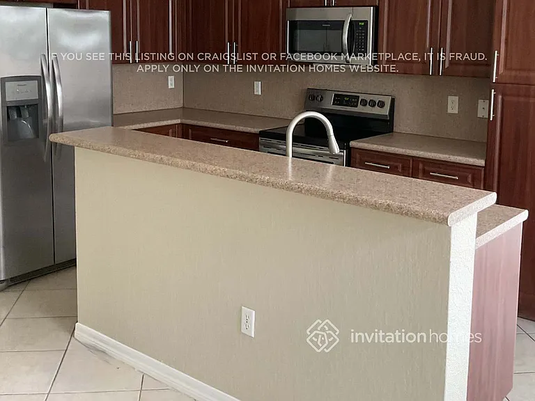 8916 SW 228th Ln — Photo 5