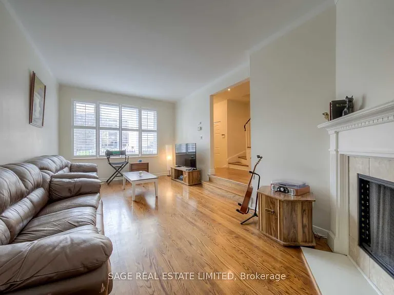 230 Balliol St #MAIN — Photo 10