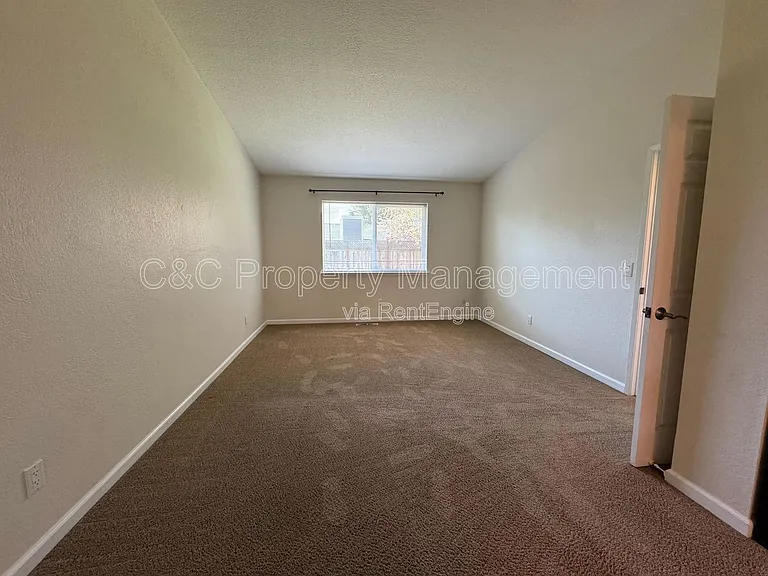 1663 Calle Ranchero — Photo 14
