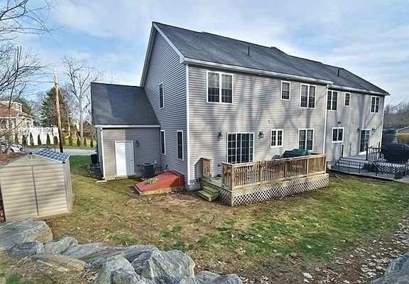 2nd image of 20 Duluth St