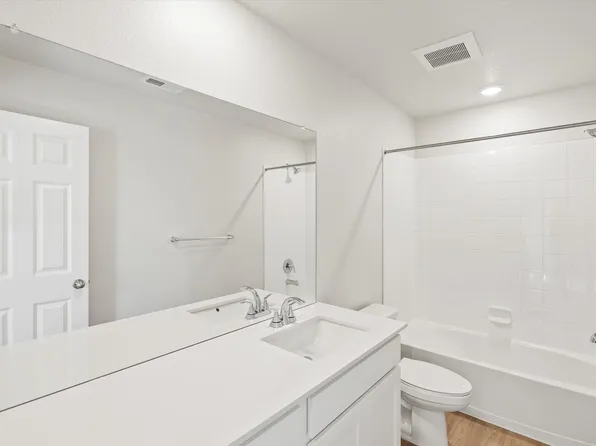604 98th Ave, Greeley, CO 80634