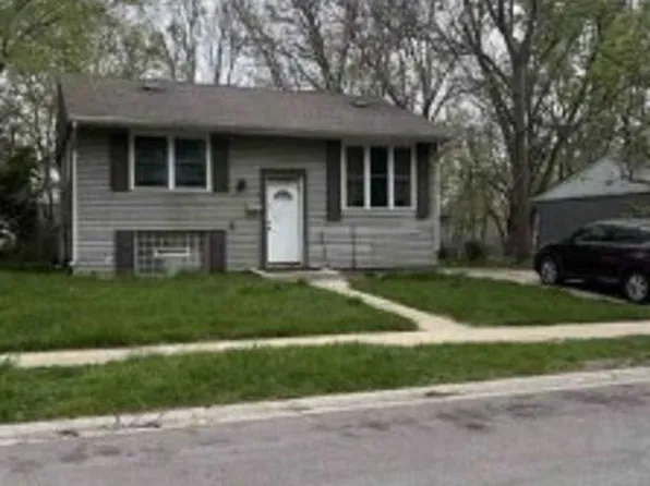 4144 Birchwood Rd, Richton Park, IL 60471
