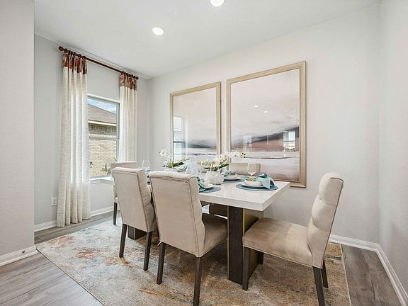 Pearlbrook Model Home - Hamilton - Dining Room