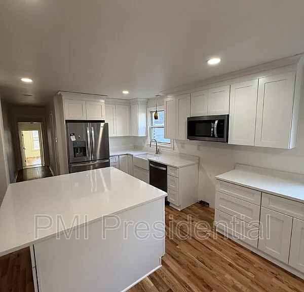 15900 Beach Rd — Photo 3