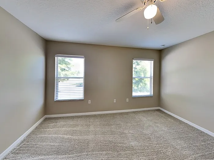 1845 Holton Rd — Photo 10