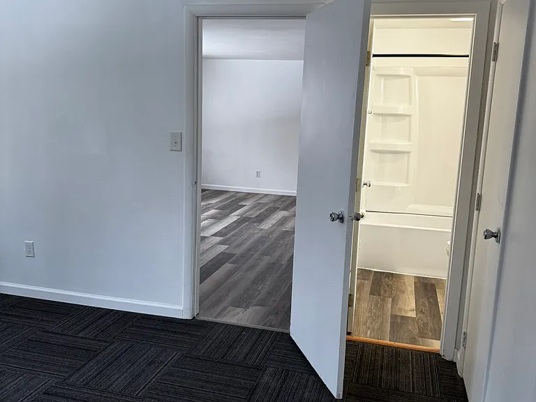 460 Wells Dr #A — Photo 11