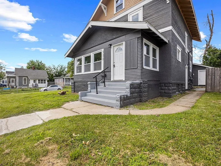 511 W Church St — Photo 19