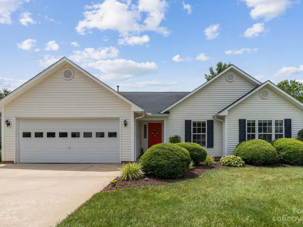 54 English Oak Rd, Fletcher, NC 28732