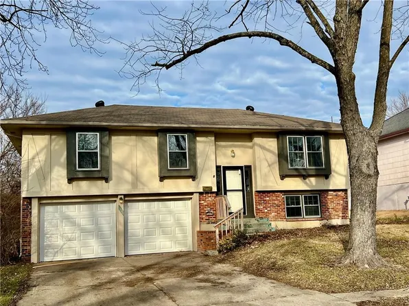 11605 Sycamore Dr, Kansas City, MO 64134