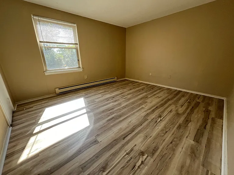 359 Long Hill Rd #355-43 — Photo 5