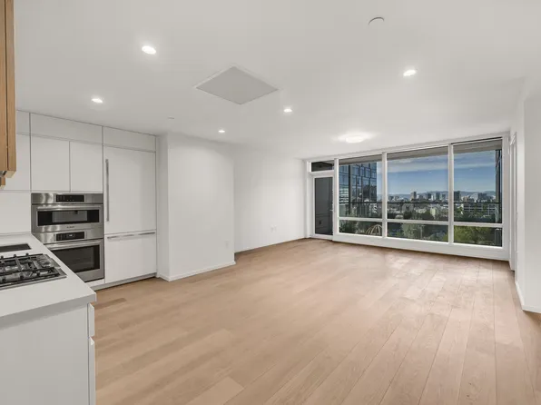 Floor Plan 16, Tower II Plan, Metropolis Los Angeles