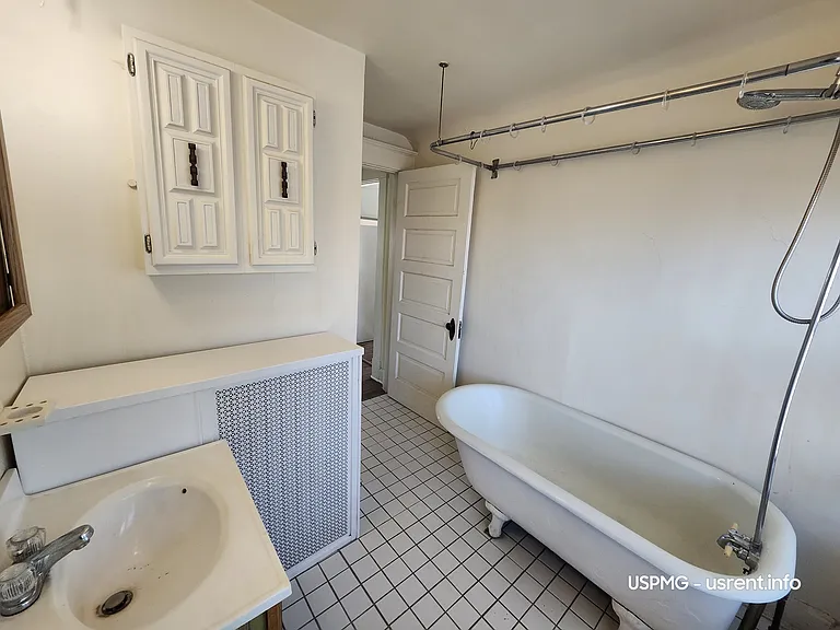 3724 Lovell Ave #5 — Photo 6