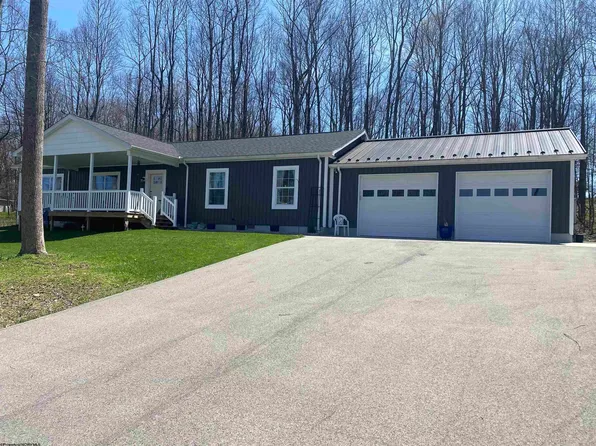 49 Holleran Hts, Kingwood, WV 26537