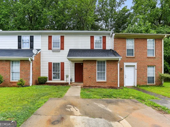 892 Glynn Oaks Dr, Clarkston, GA 30021