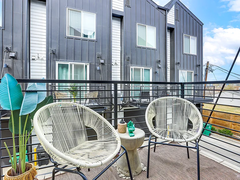 4925 W 10th Ave #103 — Photo 7