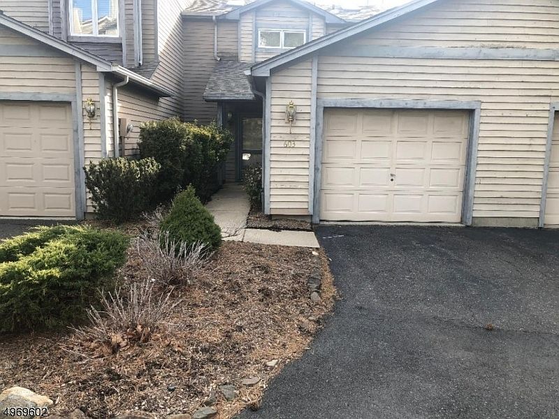 1st image of 603 Skyline Dr