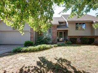 1238 E High Point St, Springfield, MO 65804