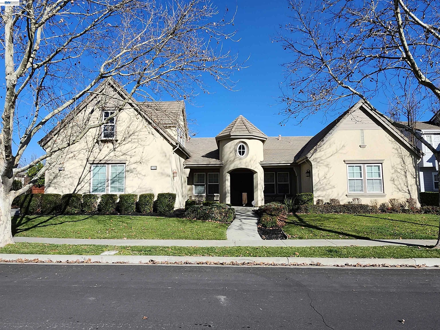 1203 Laguna Creek Ln photo 1