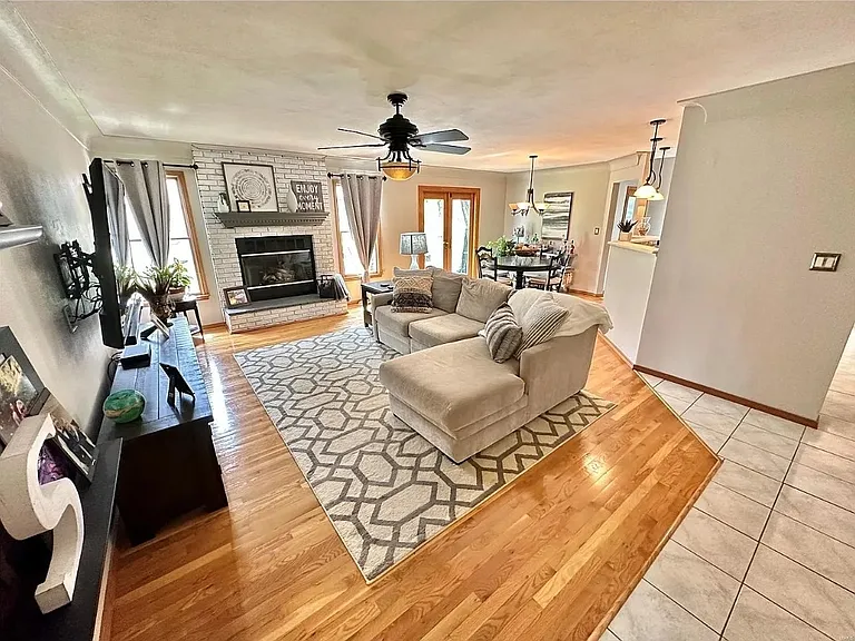 Living Room and Breakfast Nook