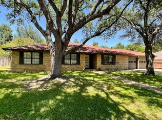 2210 Baltusrol Dr, Austin, TX 78747