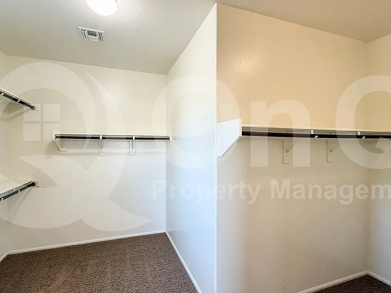 1095 E Rojo Way — Photo 22