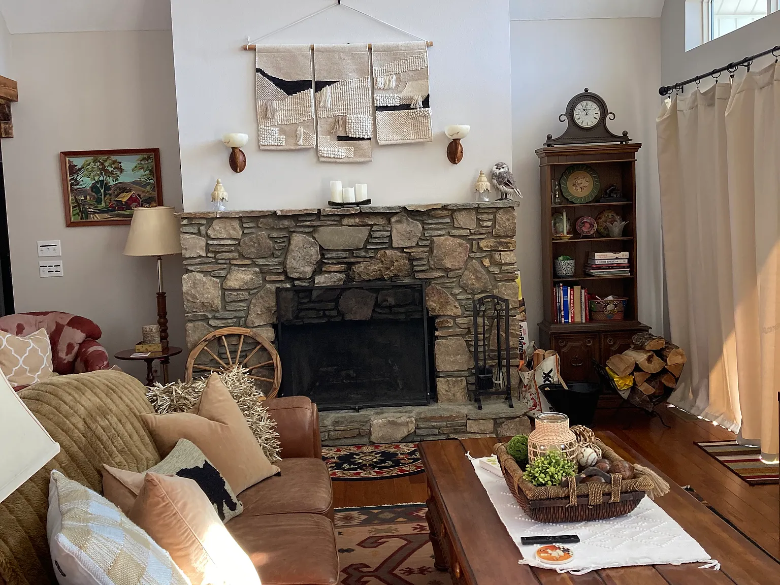 4 bed, 3310 sqft, $3,300 — Photo 2