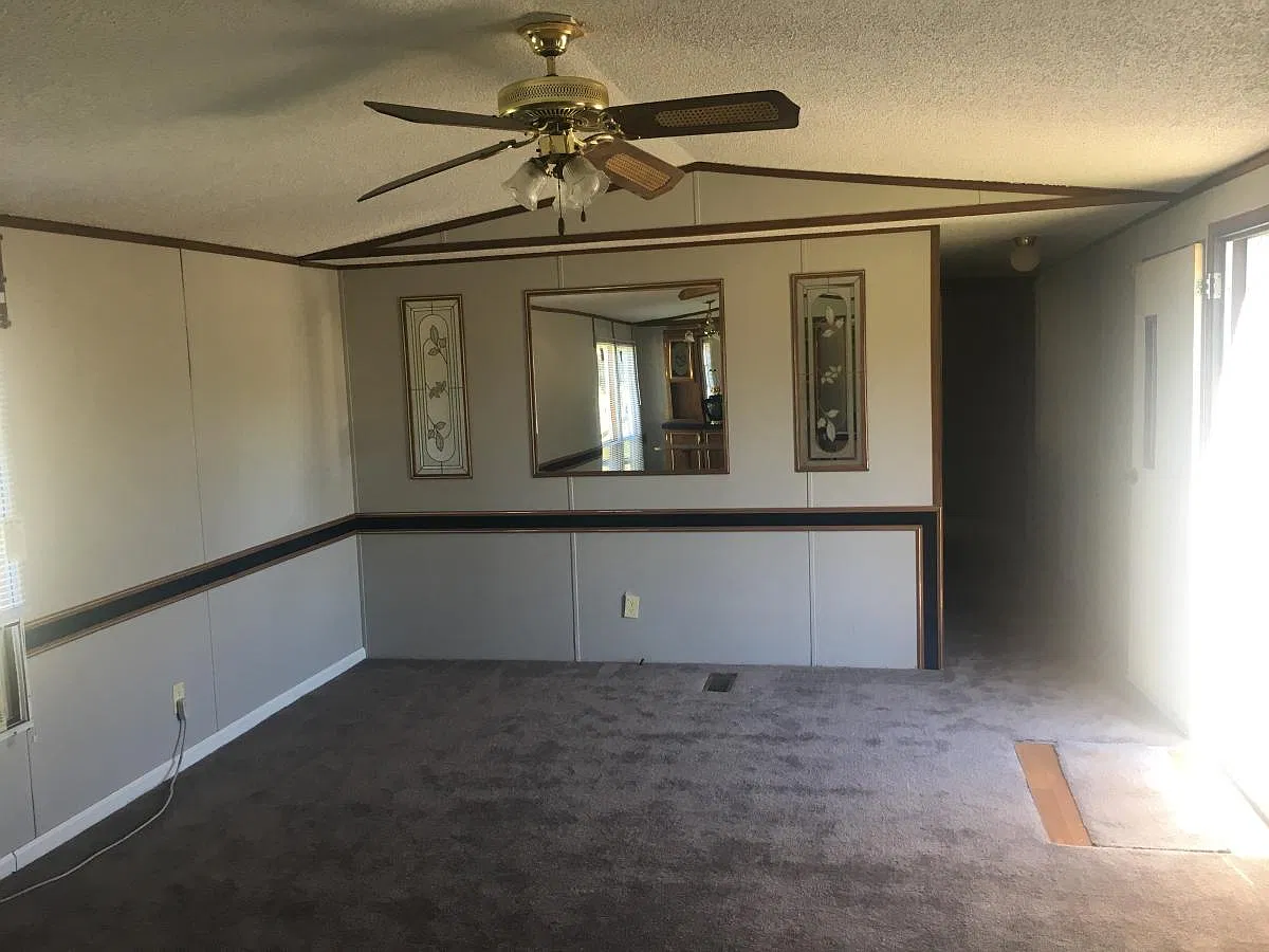 3 bed, 1064 sqft, $700 — Photo 4