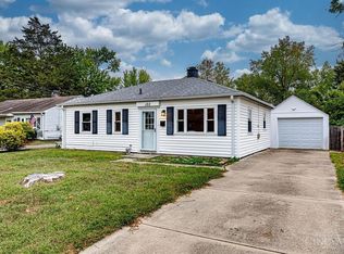 122 Holly Ln, Mason, OH 45040