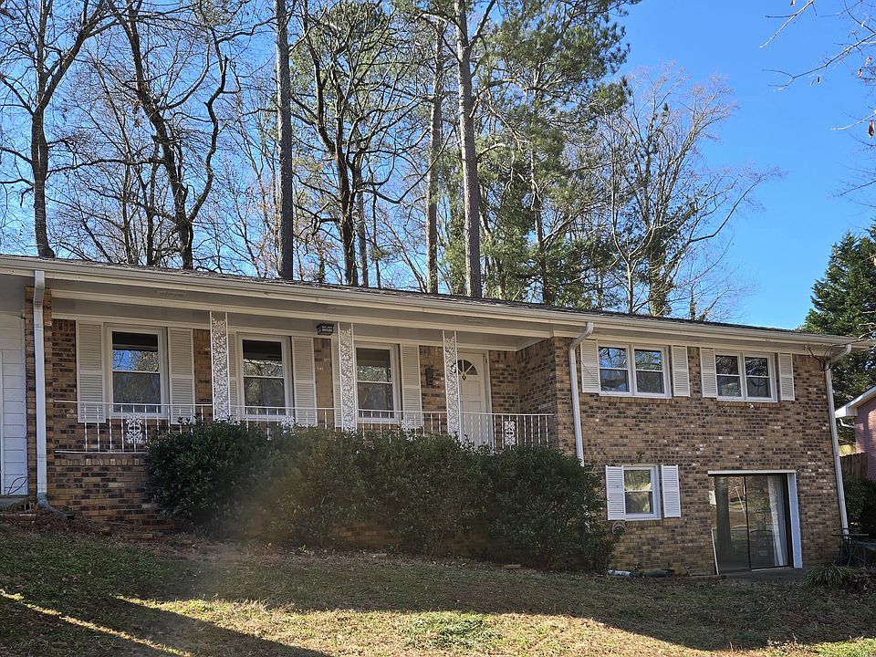 All brick ranch. New garage door with openers coming in the next week.