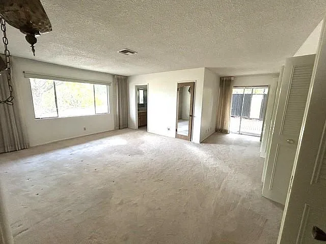 28280 Rawlings Rd — Photo 17