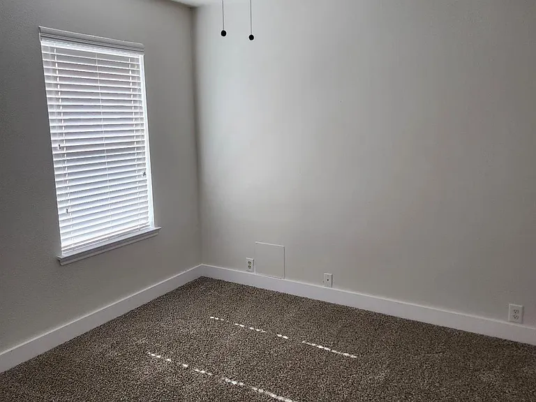 4519 Woodspring Glen Ln — Photo 25