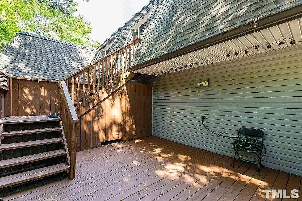 2 bed, 975 sqft, $1,295 — Photo 4