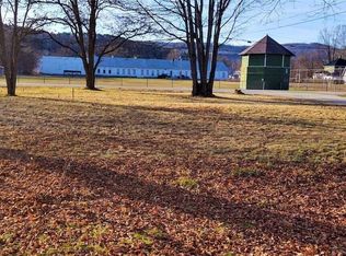 3 James St, Bingham, ME 04920