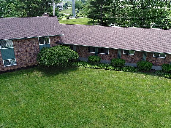 2nd image of 1106 Hilltop Dr