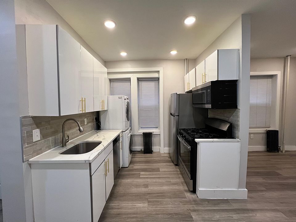 1st image of 40 Broadway #3E